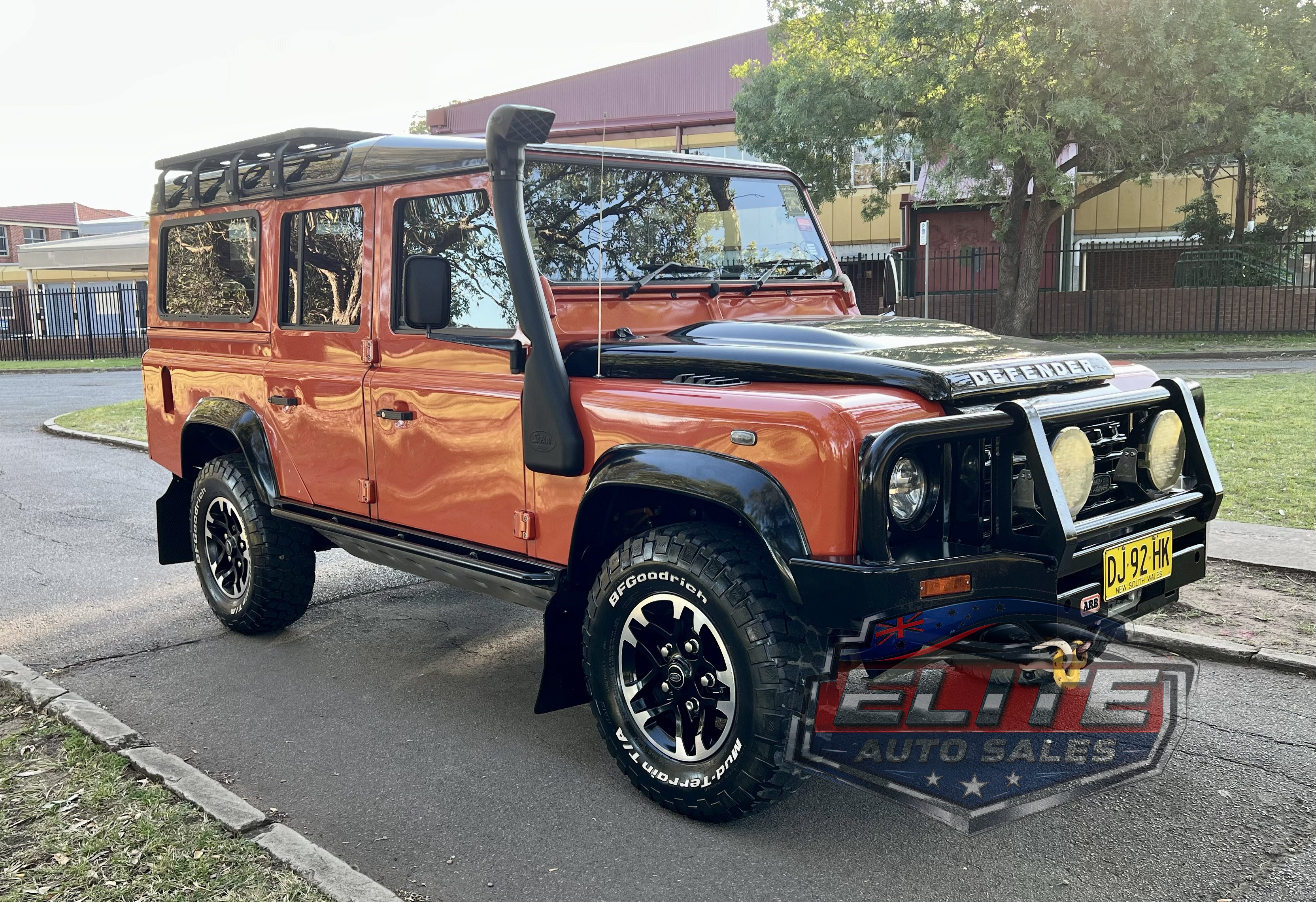 2015 Land Rover Defender 110 Adventure-8
